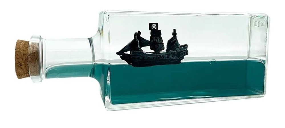 פנינה שחורה בבקבוק - ספינת פיראטים