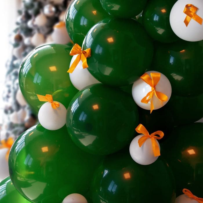 עץ חג המולד בלון – עץ חג המולד מתנפח עשוי מבלונים